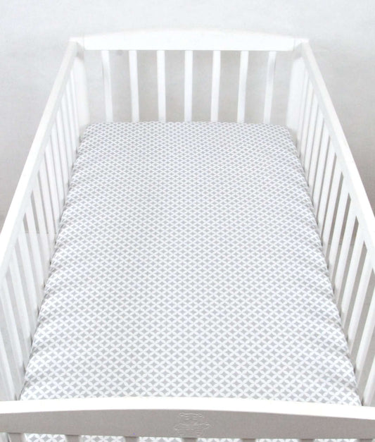 BABYLUX Spannbetttuch 60 x 120 cm Baby SPANNBETTLAKEN Baumwolle Kinderbett 106. Marokko Grau